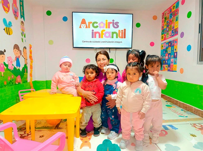 Niños felices en Guardería Salcedo